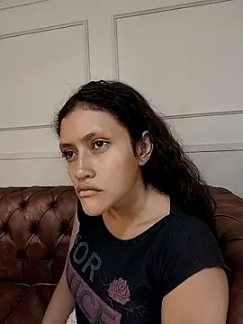 ArielBlossom    online show from 15, 10, 2025