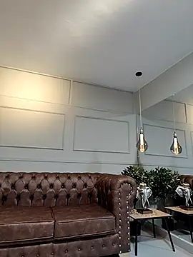 ArielBlossom    online show from 3, 10, 2025