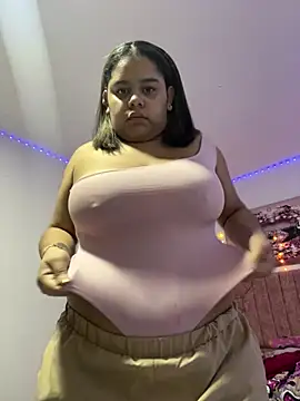 Snapshot of Anabelle_00_ chatting on 13, 7, 2026 Anabelle 00 online show from 13, 7, 2026