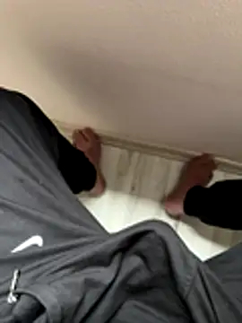 LAZ3R1 online show from 26, 10, 2025