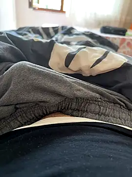 LAZ3R1 online show from 10, 10, 2025