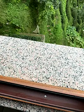 LAZ3R1 online show from 3, 10, 2025