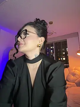GabyMejiaa online show from 26, 5, 2026