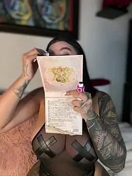 GabyMejiaa online show from 2, 2, 2026