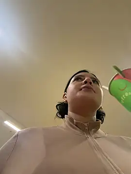 GabyMejiaa online show from 15, 5, 2026