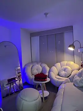 GabyMejiaa online show from 27, 3, 2026