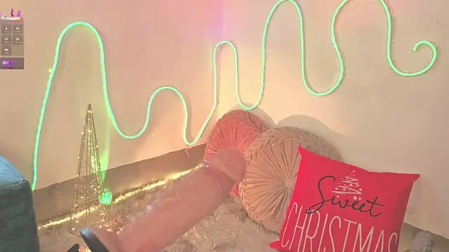 Snapshot of ashlynnlowe_ chatting on 19, 12, 2025 ashlynnlowe online show from 19, 12, 2025