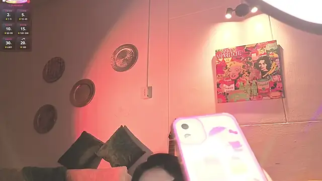 ashlynnlowe  online show from 17, 9, 2025