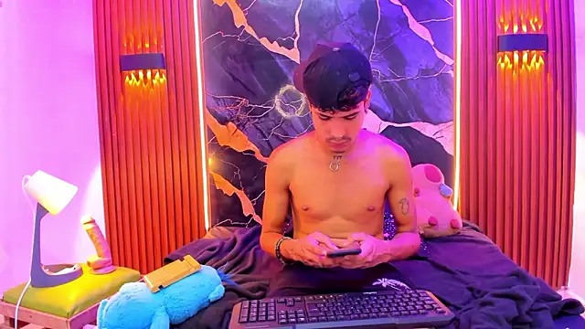 Lucky boys  X online show from 16, 2, 2026