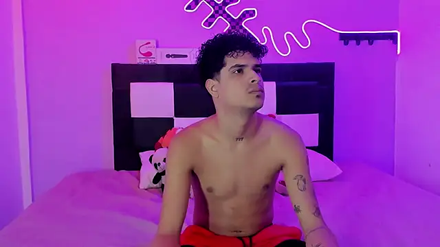 Lucky boys  X online show from 31, 5, 2026