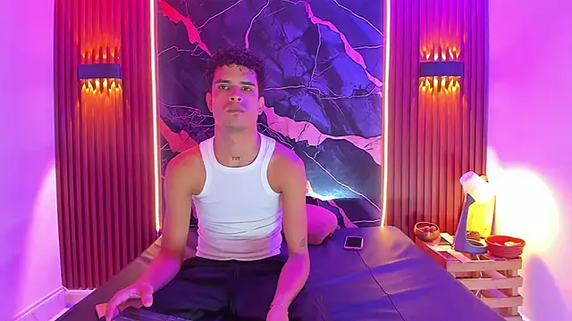 Lucky boys  X online show from 14, 10, 2025