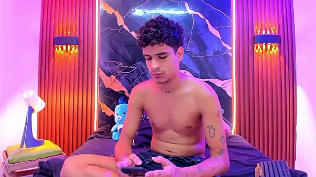 Lucky boys  X online show from 11, 2, 2026