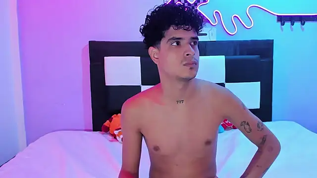 Lucky boys  X online show from 25, 5, 2026