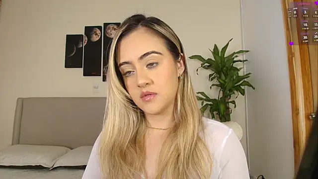 MaryMoon  online show from 3, 3, 2026