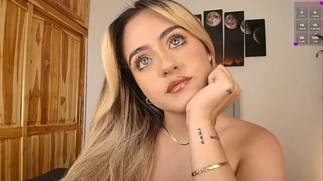 MaryMoon  online show from 23, 11, 2025