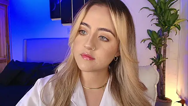 MaryMoon  online show from 15, 11, 2025