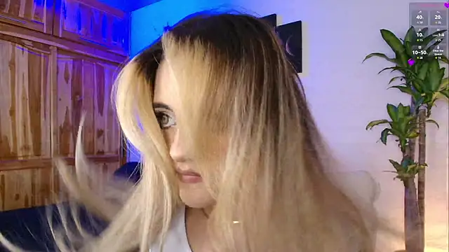 MaryMoon  online show from 3, 11, 2025