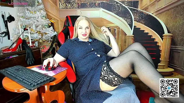 Nina Devillle online show from 14, 1, 2026