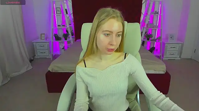 Alina Blonde online show from 16, 4, 2026