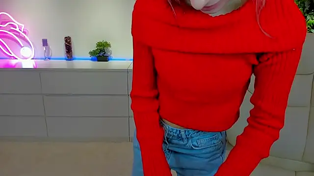 Alina Blonde online show from 1, 11, 2025