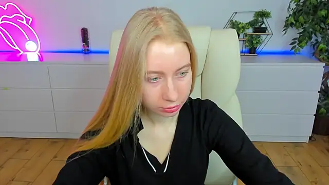 Alina Blonde online show from 22, 2, 2026