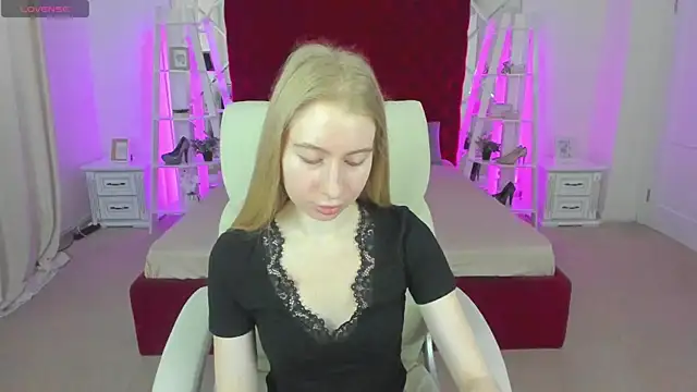 Alina Blonde online show from 20, 5, 2026