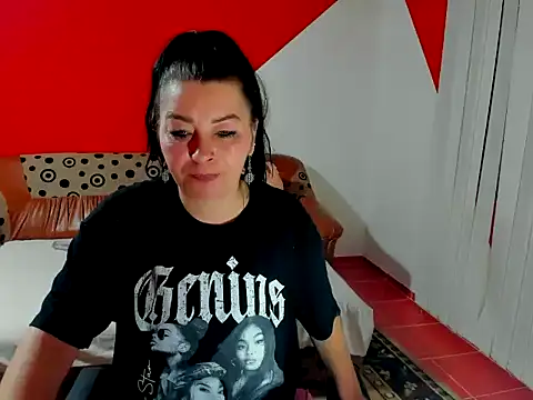 Soffy Skye online show from 31, 10, 2025