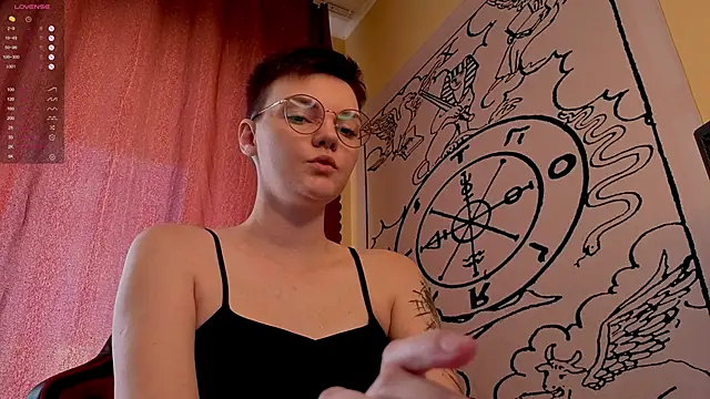 KrisNeal online show from 26, 9, 2025