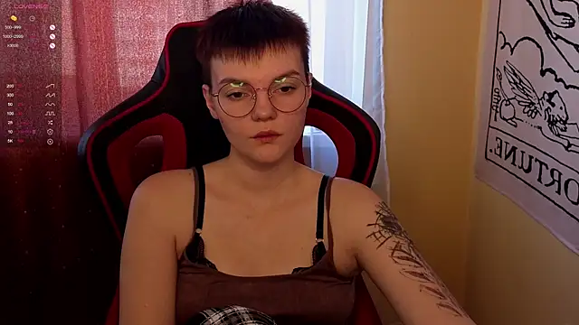 KrisNeal online show from 3, 10, 2025