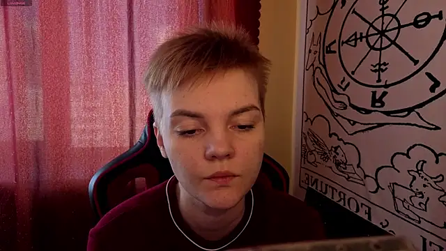 KrisNeal online show from 15, 10, 2025