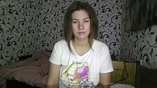 Snapshot of YourEmilie chatting on 19, 9, 2025 YourEmilie online show from 19, 9, 2025