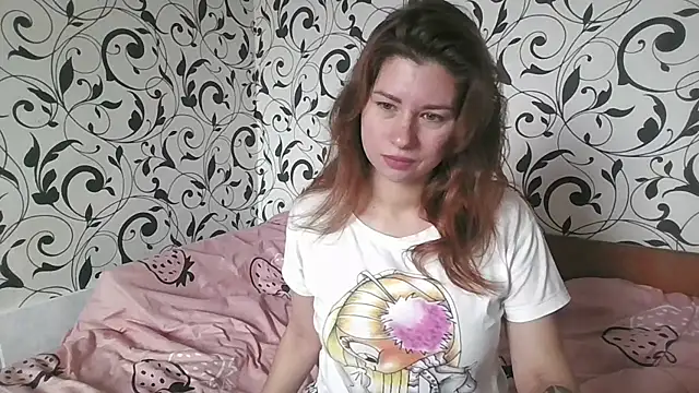 Snapshot of YourEmilie chatting on 19, 11, 2025 YourEmilie online show from 19, 11, 2025