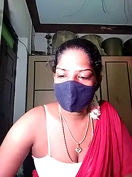Snapshot of Tamil_Kavitha chatting on 19, 7, 2026 Tamil Kavitha online show from 19, 7, 2026