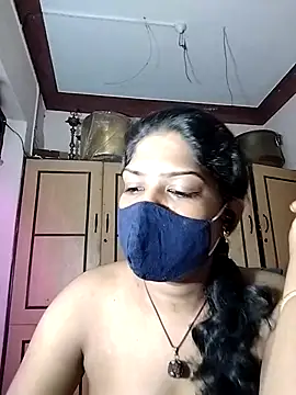 Snapshot of Tamil_Kavitha chatting on 13, 7, 2026 Tamil Kavitha online show from 13, 7, 2026