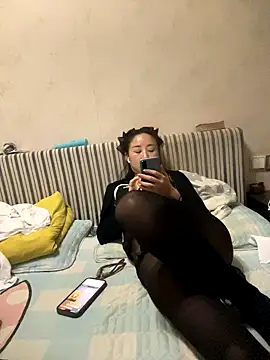 xiuchun100 online show from 2, 10, 2025