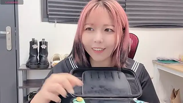 Snapshot of piffydream chatting on 26, 10, 2025 piffydream online show from 26, 10, 2025