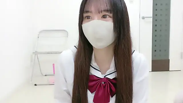  Mia land  online show from 24, 11, 2025