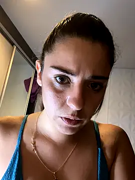 Snapshot of PTlatina chatting on 23, 10, 2025 PTlatina online show from 23, 10, 2025