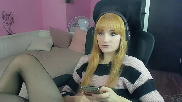 AcidTears online show from 8, 11, 2025