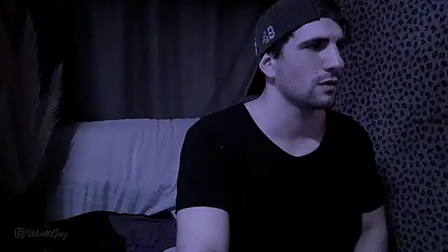 ObeyLust online show from 7, 10, 2025