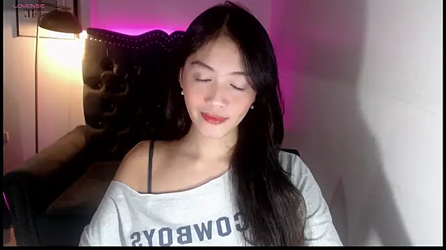 Snapshot of Alexa_Charm456 chatting on 11, 2, 2026 Alexa Charm456 online show from 11, 2, 2026