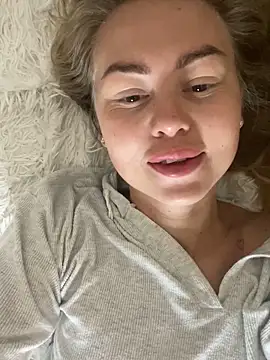 MartaLuna  online show from 30, 9, 2025