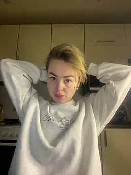 Snapshot of MartaLuna_ chatting on 21, 2, 2026 MartaLuna online show from 21, 2, 2026