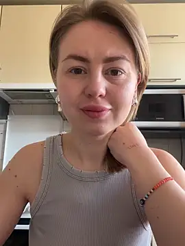 Snapshot of MartaLuna_ chatting on 2, 3, 2026 MartaLuna online show from 2, 3, 2026