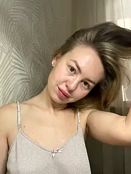 MartaLuna  online show from 3, 11, 2025