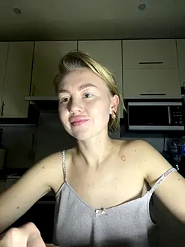 MartaLuna  online show from 26, 11, 2025