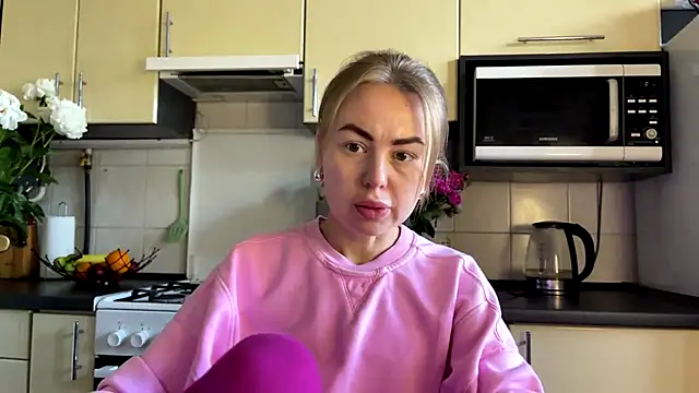 MartaLuna  online show from 31, 5, 2026