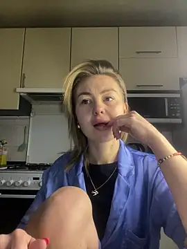 Snapshot of MartaLuna_ chatting on 20, 2, 2026 MartaLuna online show from 20, 2, 2026