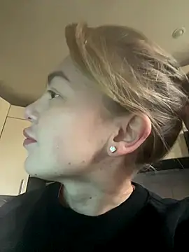 MartaLuna  online show from 9, 11, 2025