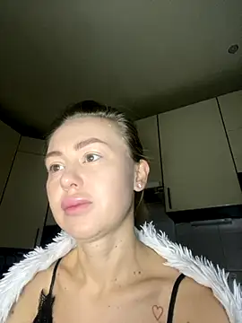 MartaLuna  online show from 21, 11, 2025